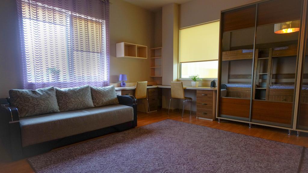 City Hostel Panorama أوزهورود الغرفة الصورة
