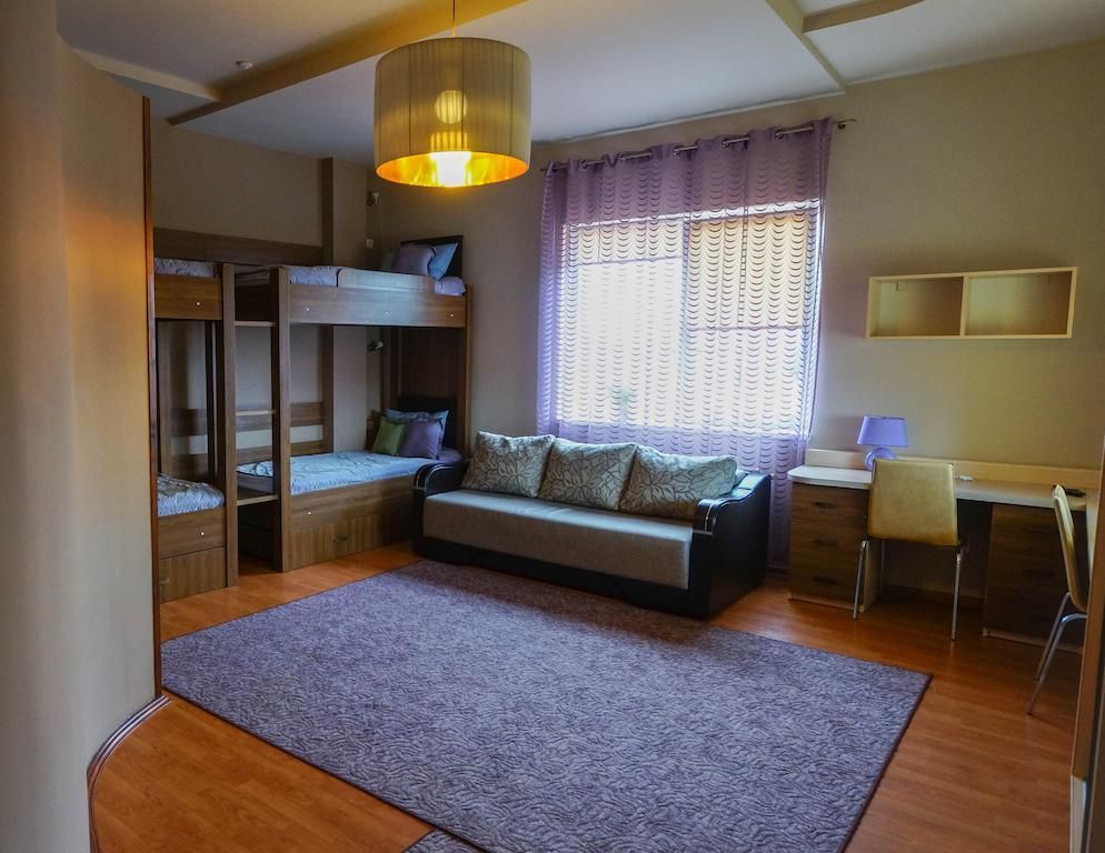 City Hostel Panorama أوزهورود الغرفة الصورة