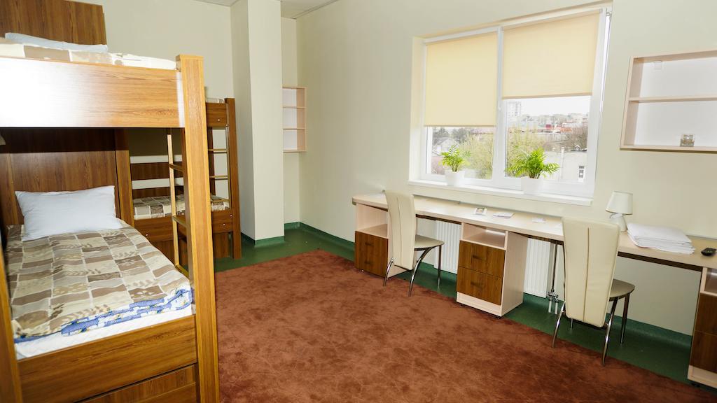 City Hostel Panorama أوزهورود الغرفة الصورة